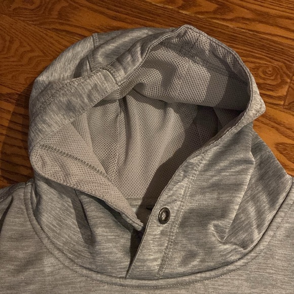 McMaster Marauders Pullover Hoodie - Picture 4 of 4